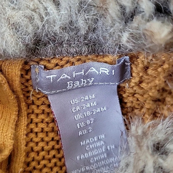 Tahari Baby Mustard Yellow Cable Knit Scallop Hem Faux Fur Collar Dress - Picture 5 of 6